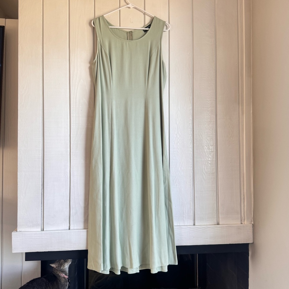 Vintage Cinmaron Light Green Flowy Dress